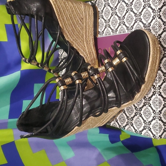 Isola Yara Wedge Sandals - Picture 7 of 8